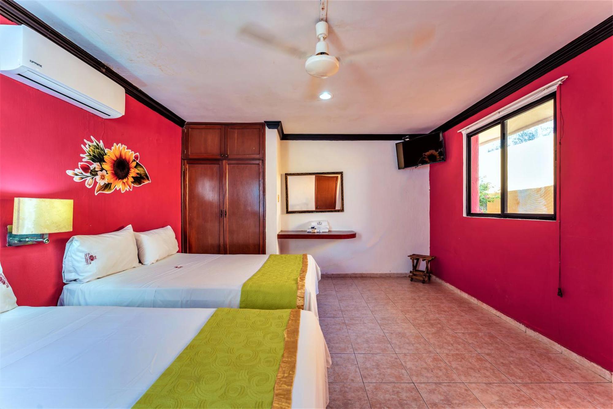 Hotel Gran Centenario Merida Exterior photo